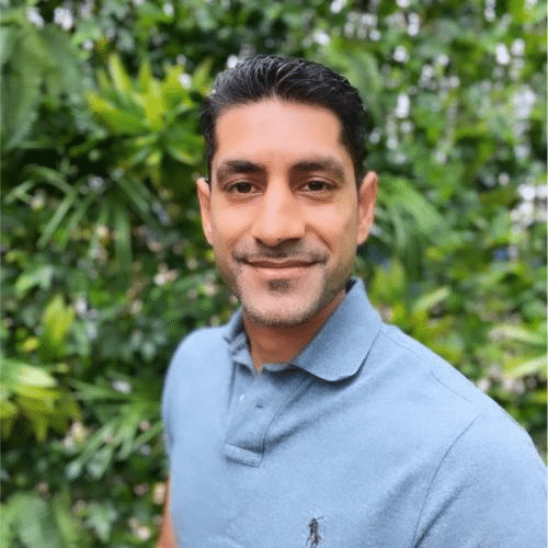 accounting firm owner - Reza Hooda