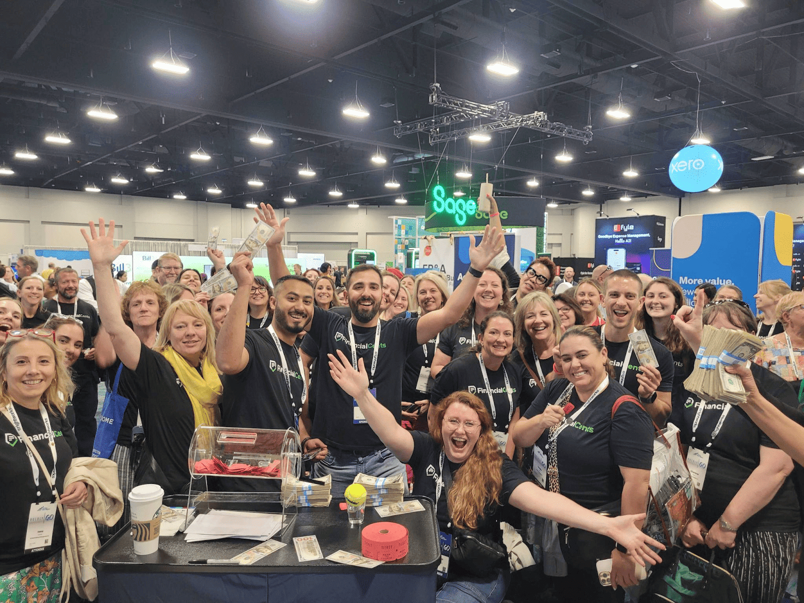 Financial Cents team and attendees at 2024 Scaling New Heights conference